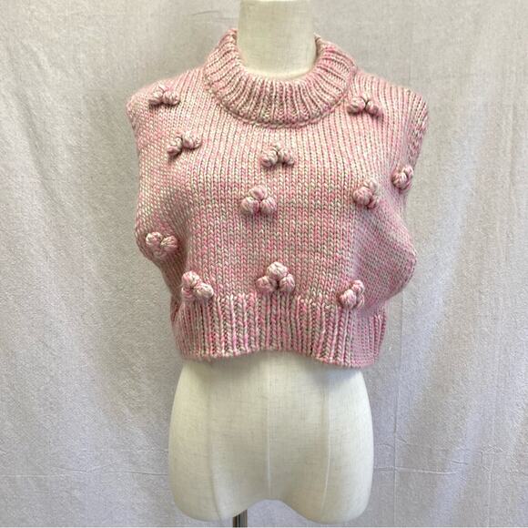 Urban Outfitters pink/tan mock neck boxy sleeveless pom pom  sweater NWT Small - Picture 1 of 14